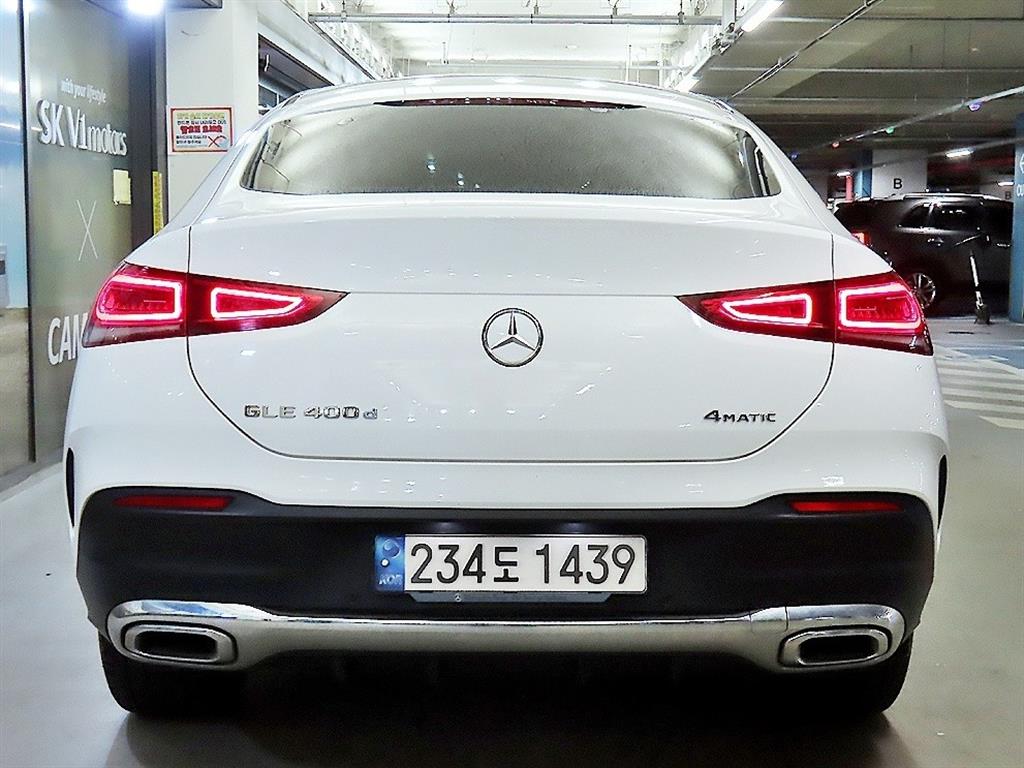 Mercedes Benz GLE Class - Vista 5