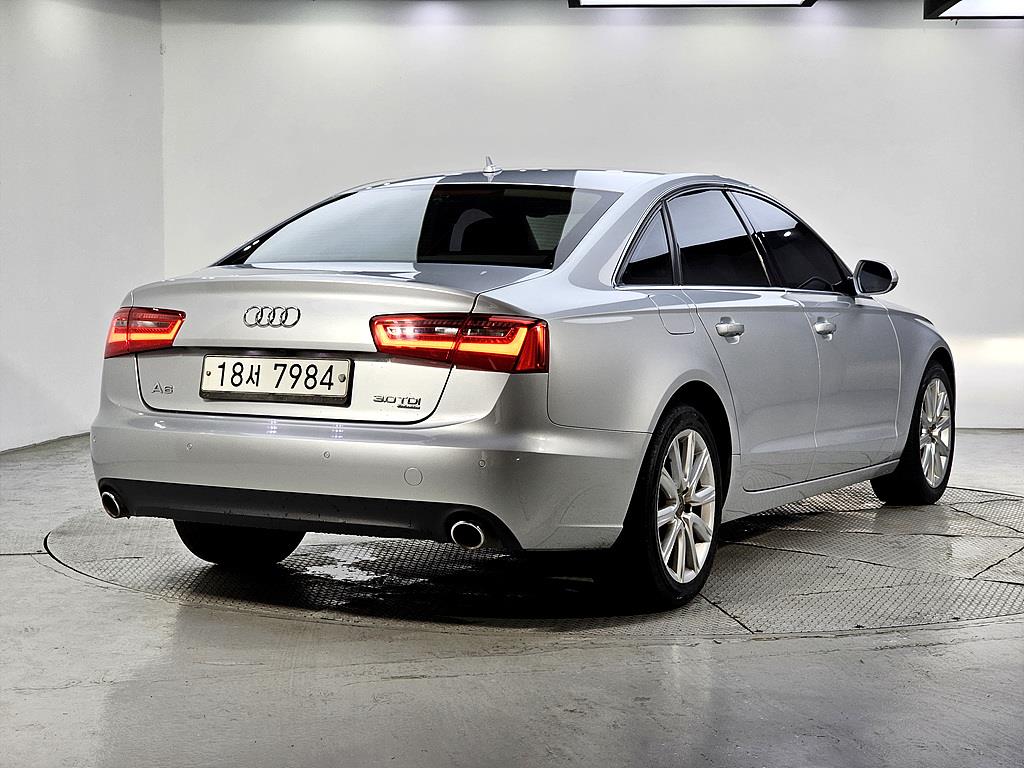 Audi A6 - Vista 4