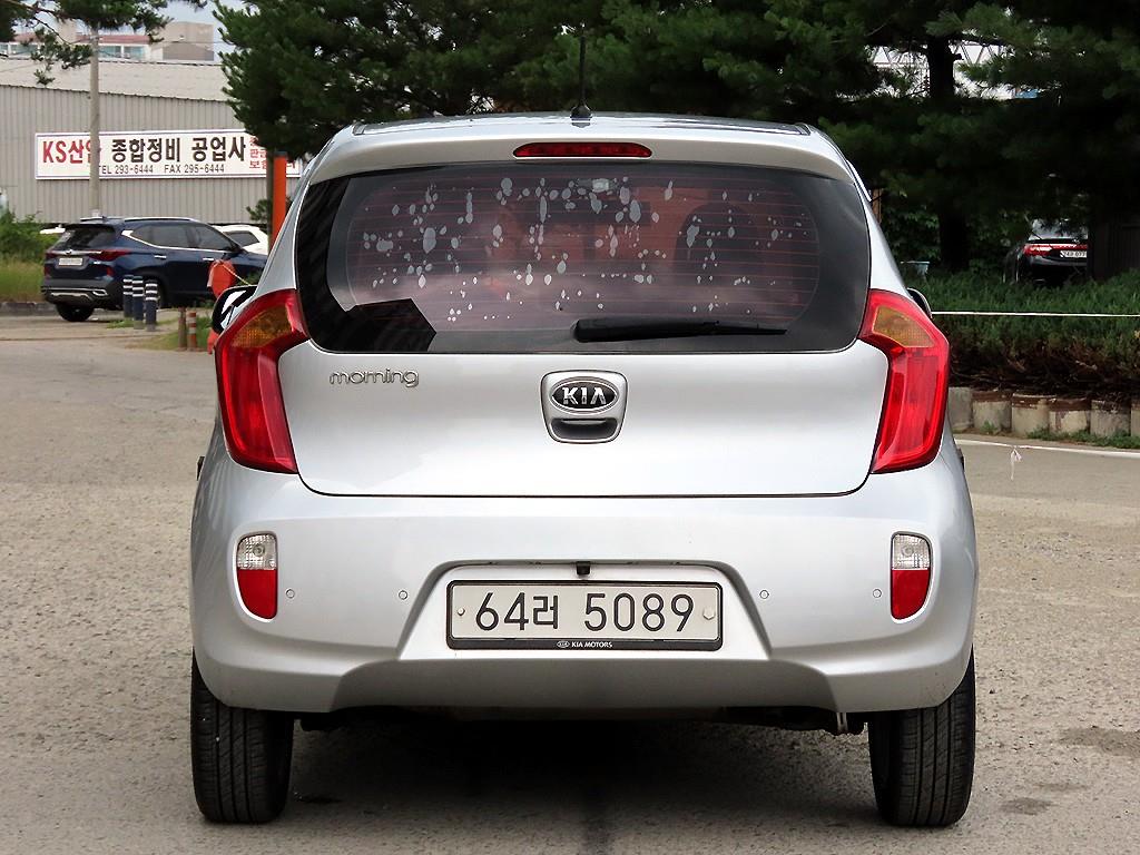 KIA Morning - Vista 4