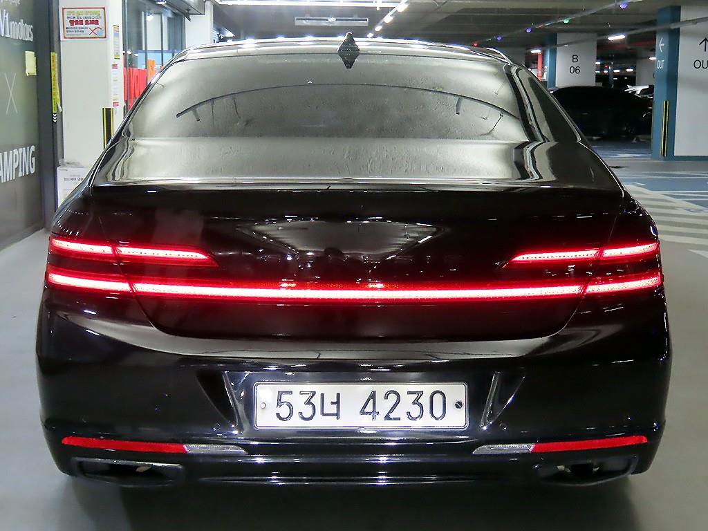 Genesis G90 - Vista 5