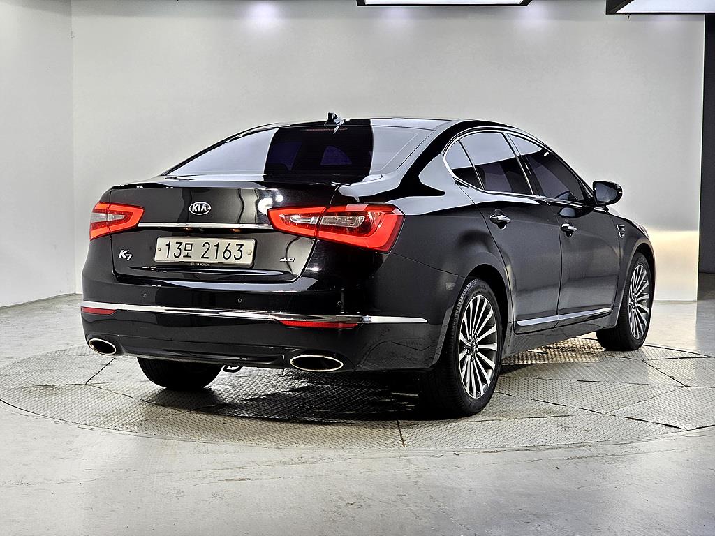 KIA K7 - Vista 4