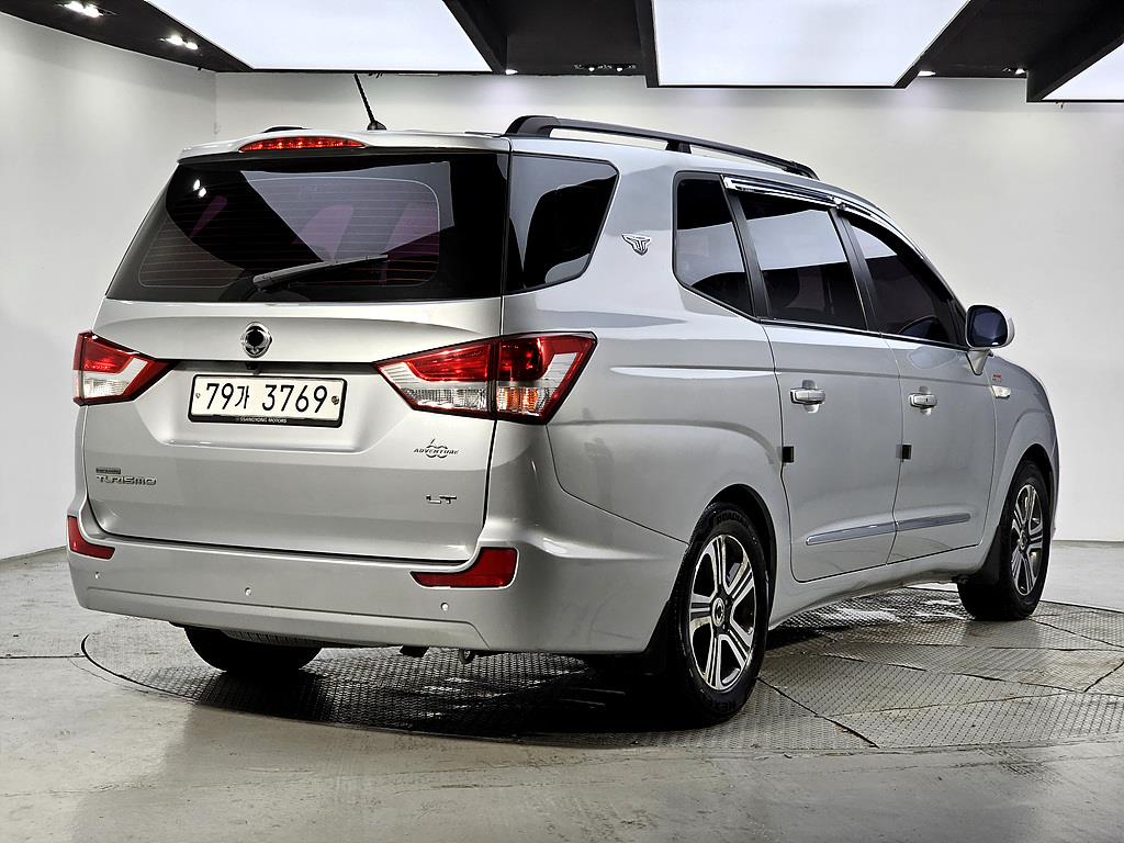 Ssangyong Korando - Vista 4