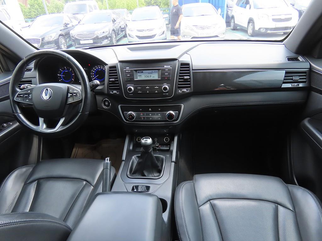 Ssangyong Rexton - Vista 5