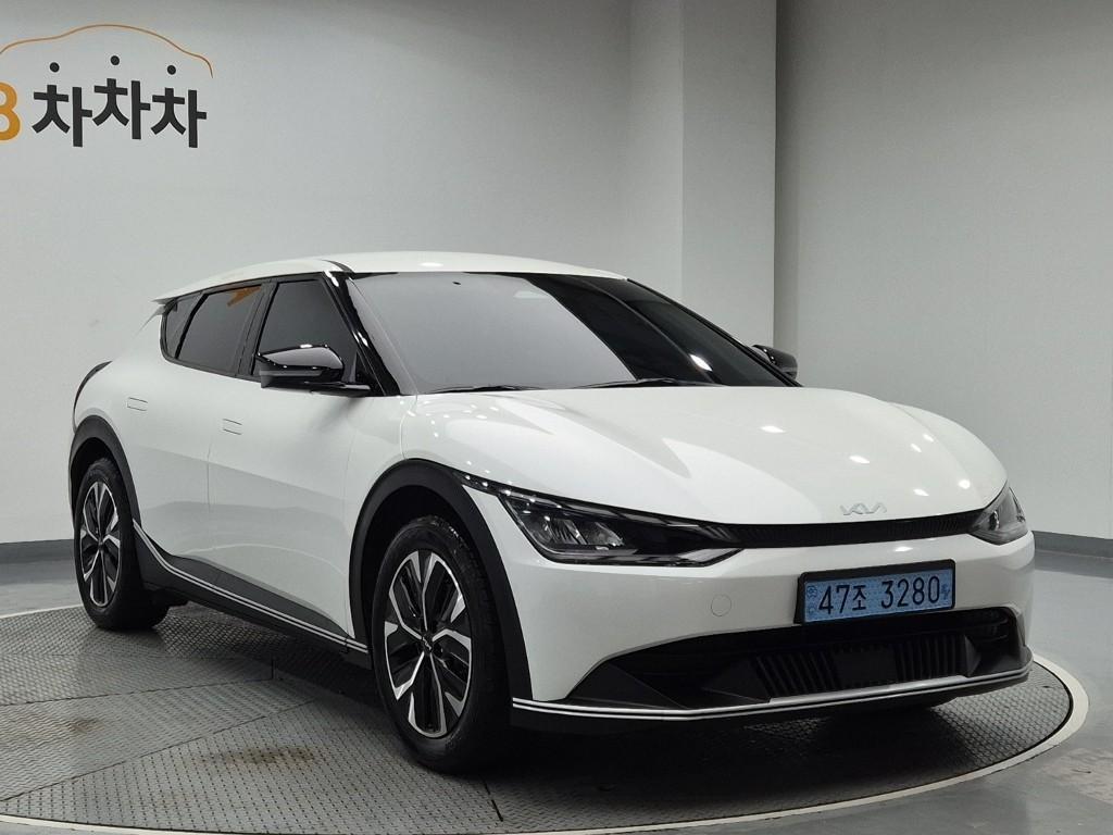 KIA EV6 - Vista 4