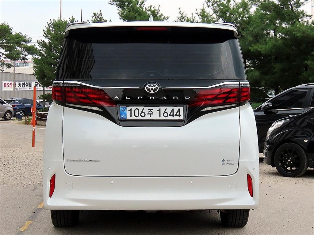 Toyota Alphard - Vista 4