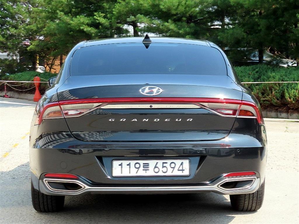 HYUNDAI Grandeur - Vista 4