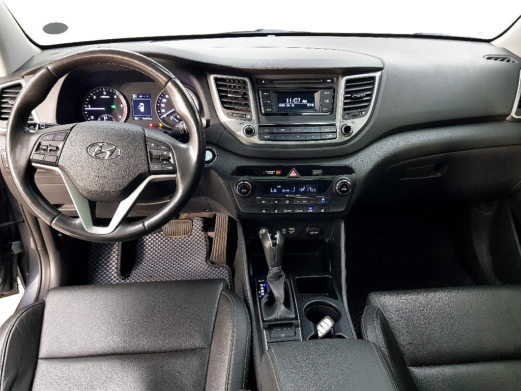 HYUNDAI Tucson - Vista 5