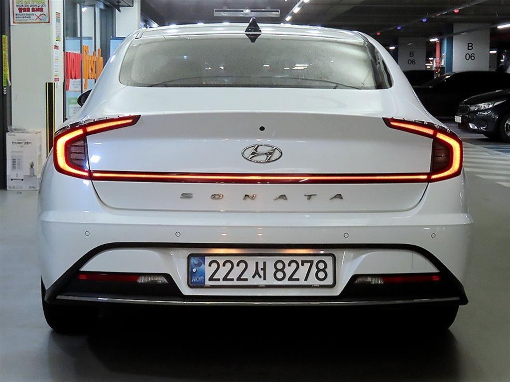 HYUNDAI Sonata - Vista 5