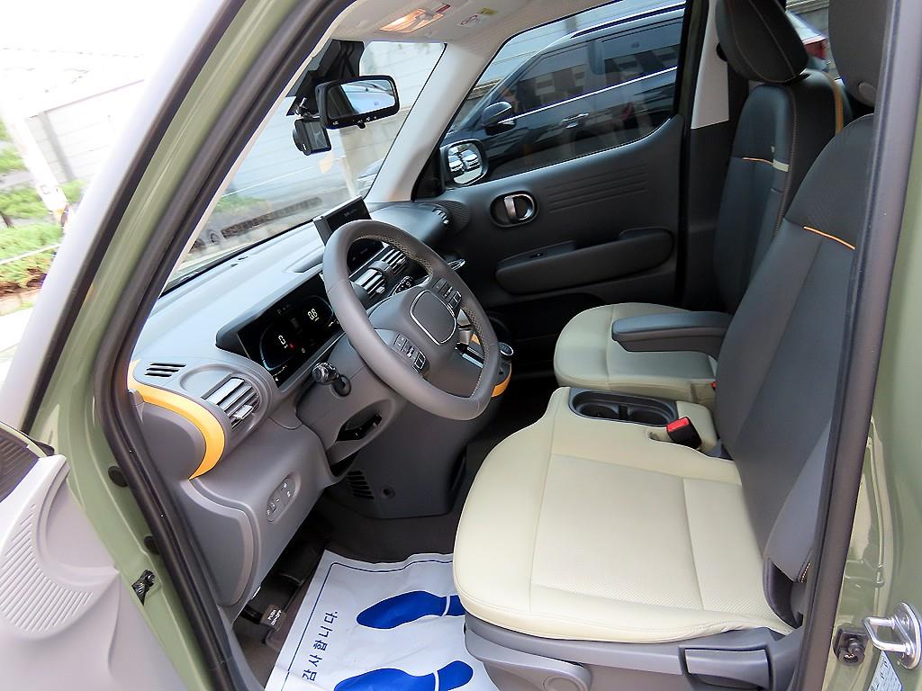 HYUNDAI Casper - Vista 5