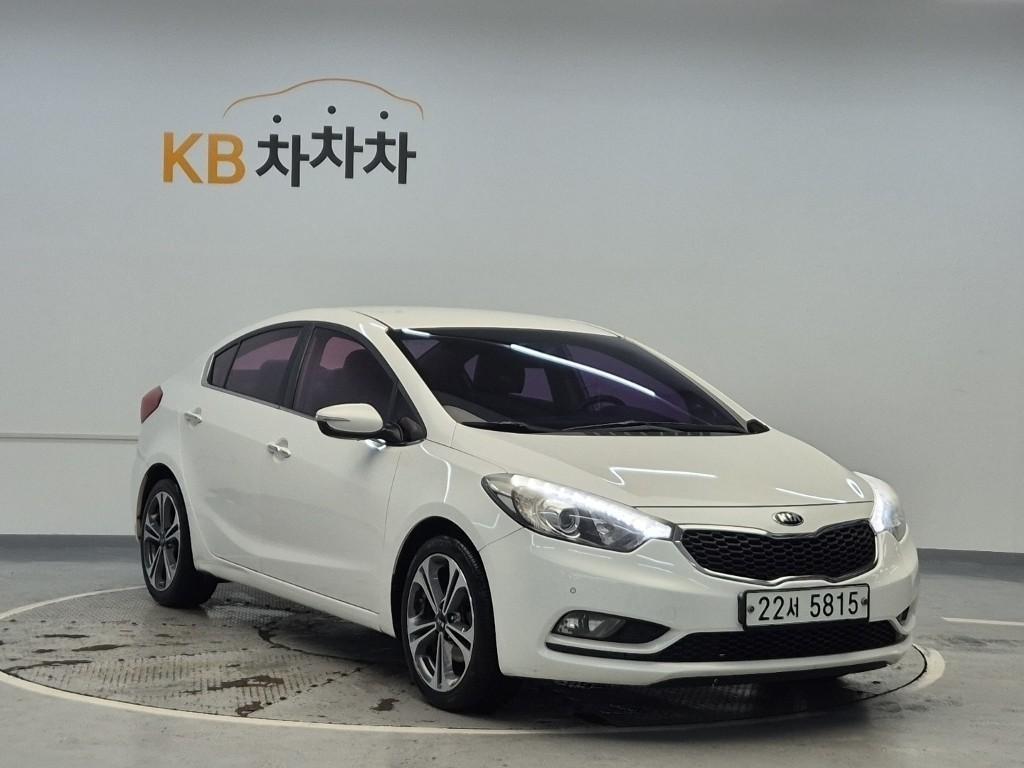 KIA K3 - Vista 4