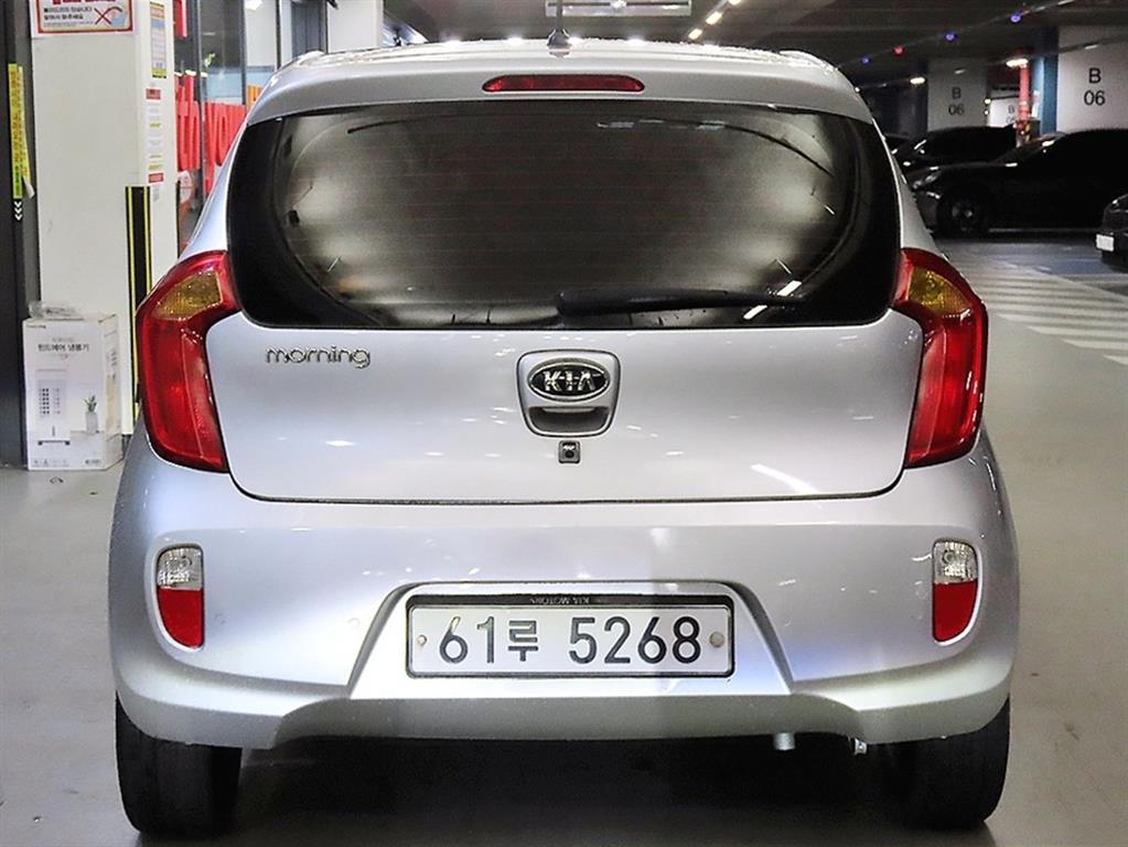 KIA Morning - Vista 5