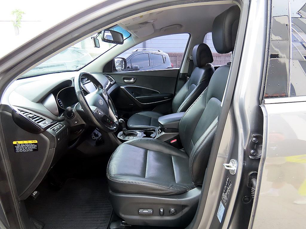 HYUNDAI Santa Fe - Vista 5