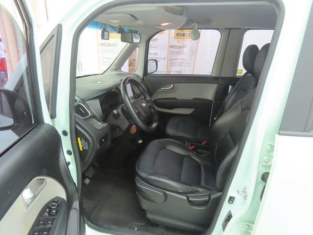 KIA Ray - Vista 5