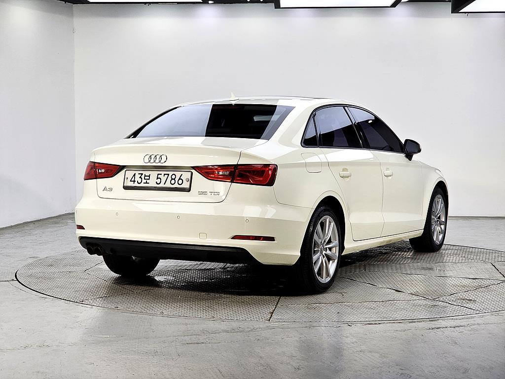 Audi A3 - Vista 4