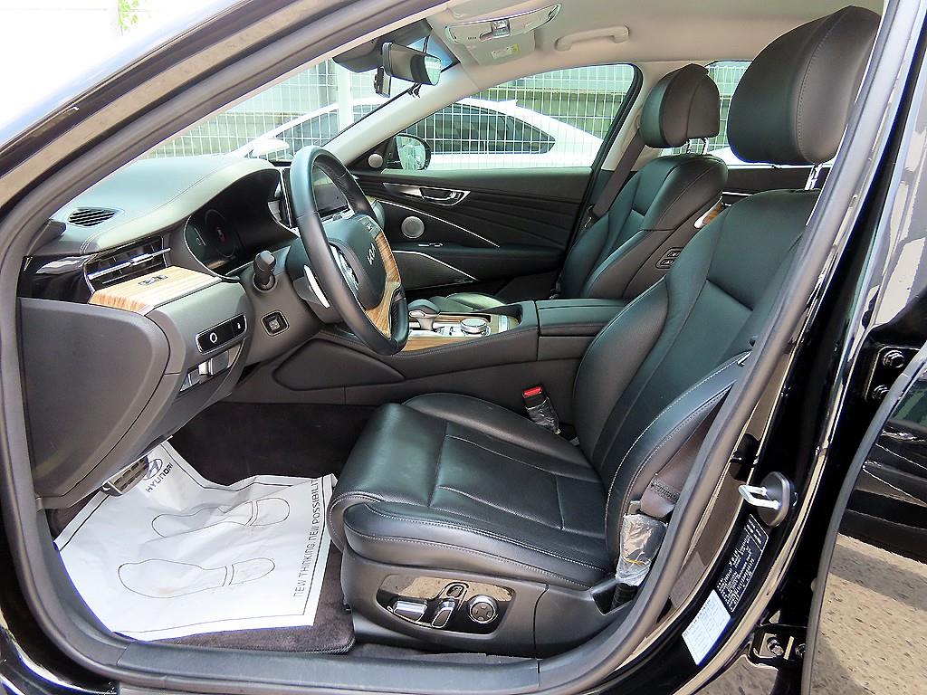 KIA K9 - Vista 5