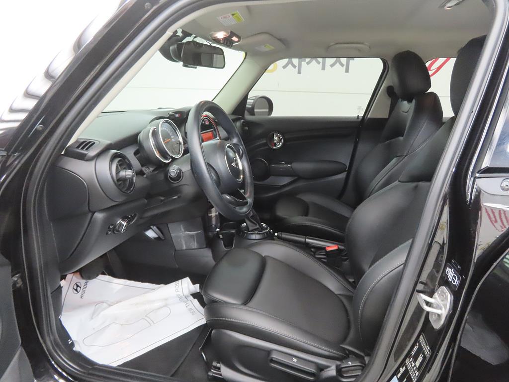 Mini Cooper - Vista 5