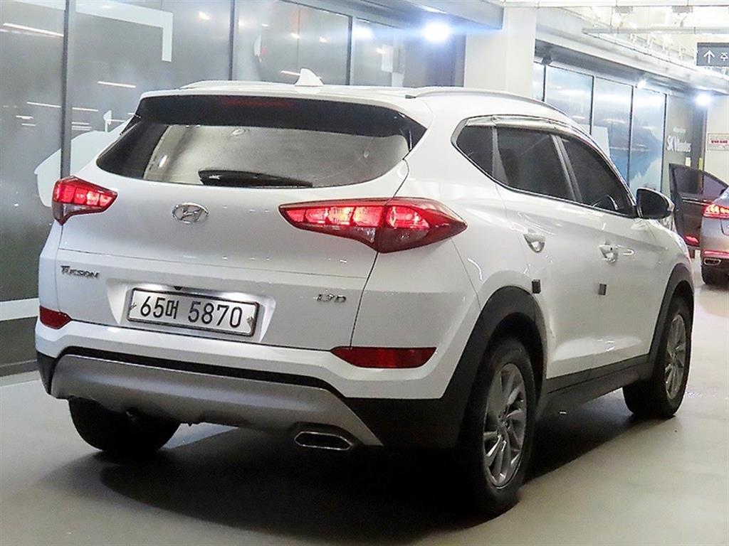 HYUNDAI Tucson - Vista 4