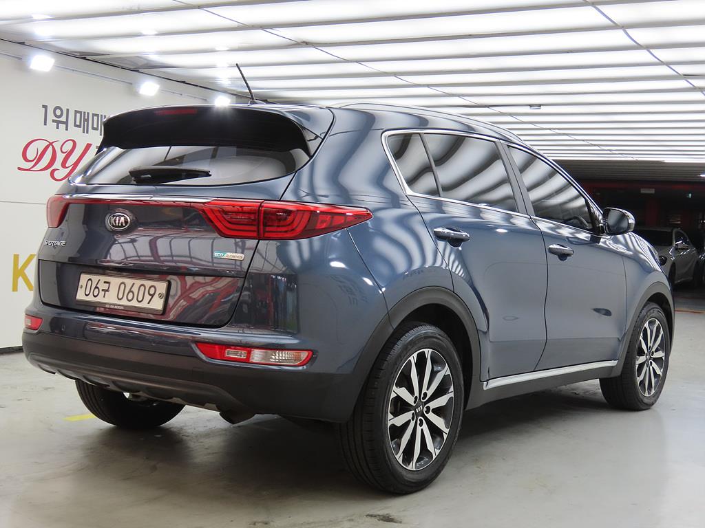 KIA Sportage - Vista 4