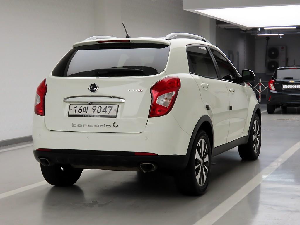 Ssangyong Korando - Vista 4
