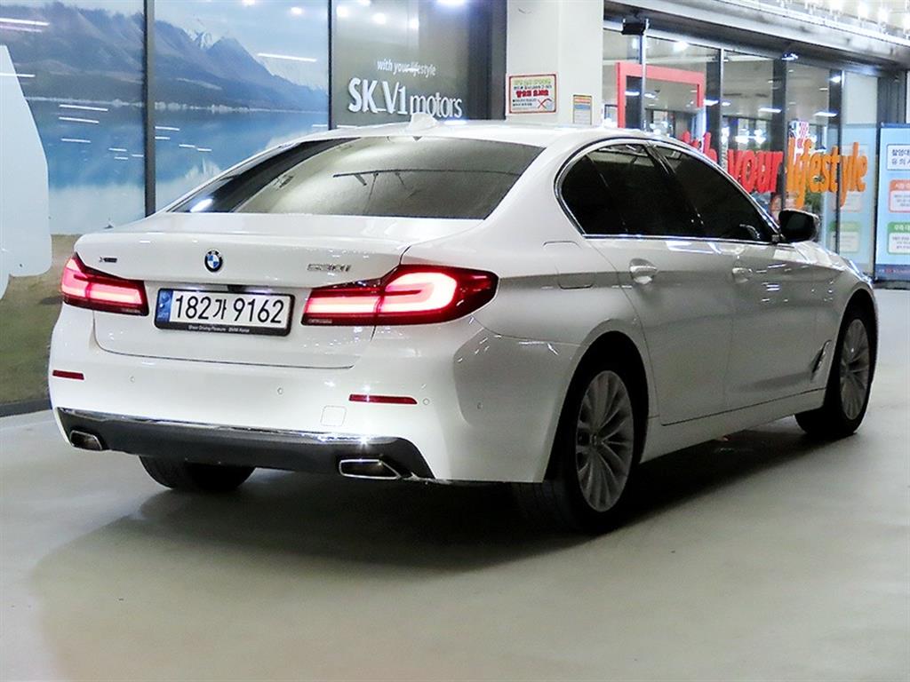 BMW 5 Series - Vista 4