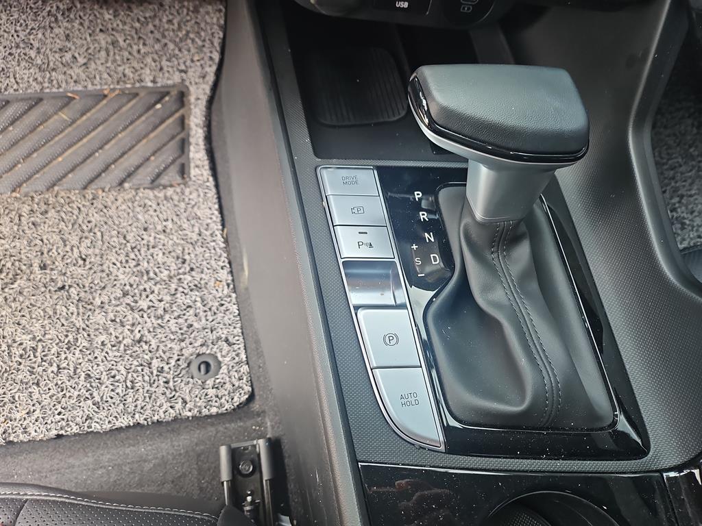 HYUNDAI Avante - Vista 4