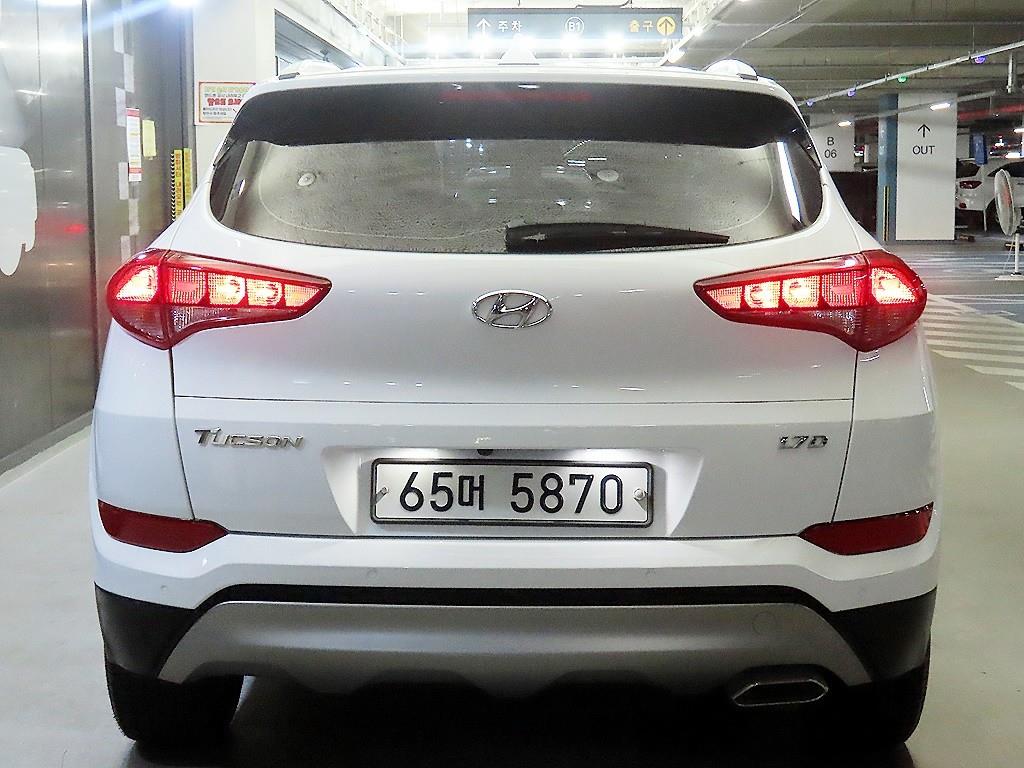 HYUNDAI Tucson - Vista 5