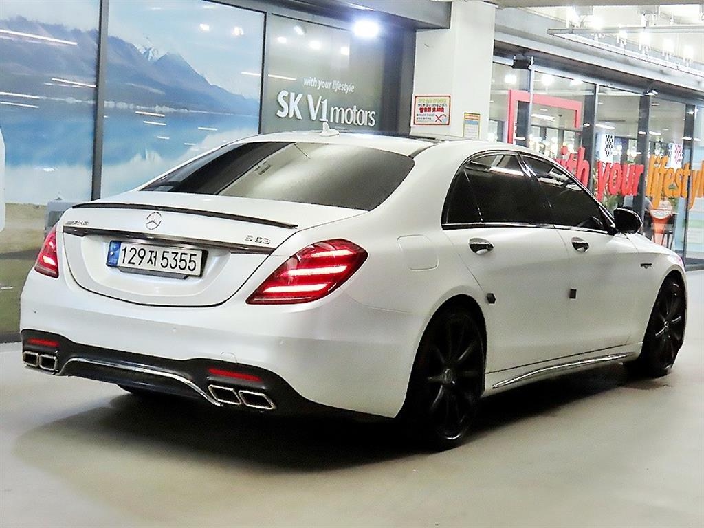 Mercedes Benz S Class - Vista 4