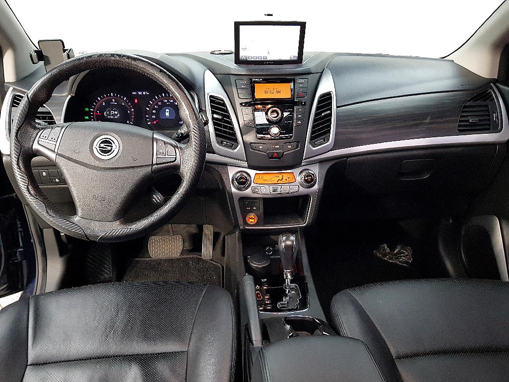Ssangyong Korando - Vista 5