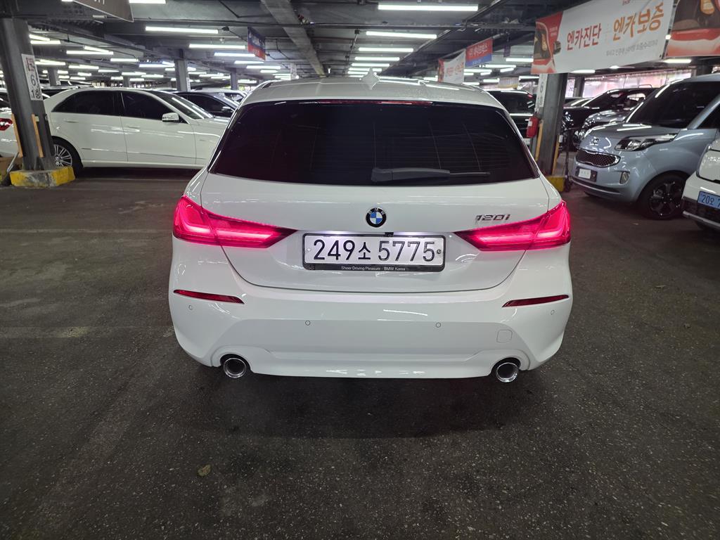 BMW 1 series - Vista 4