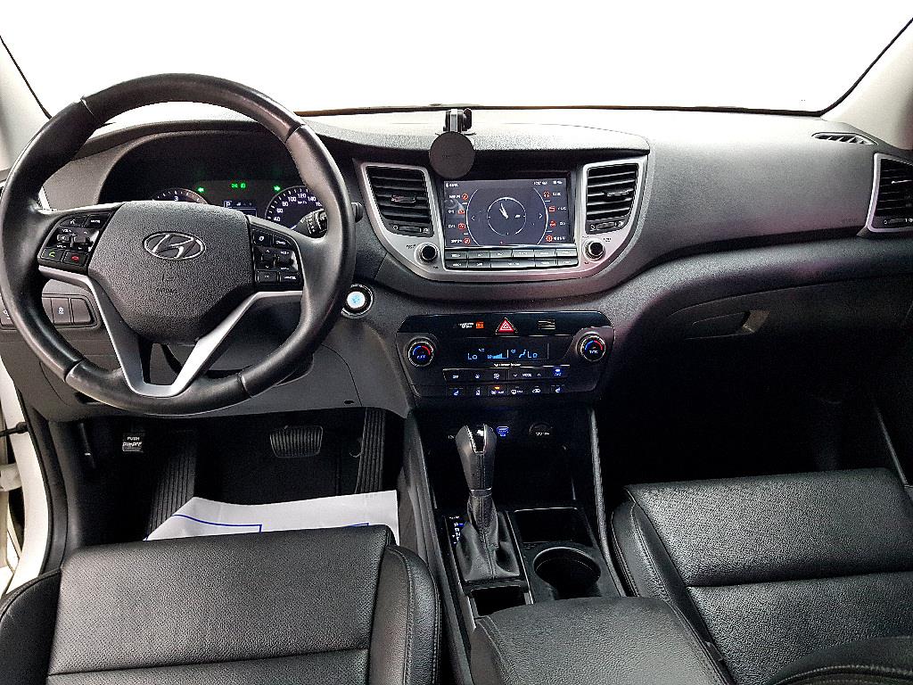 HYUNDAI Tucson - Vista 5