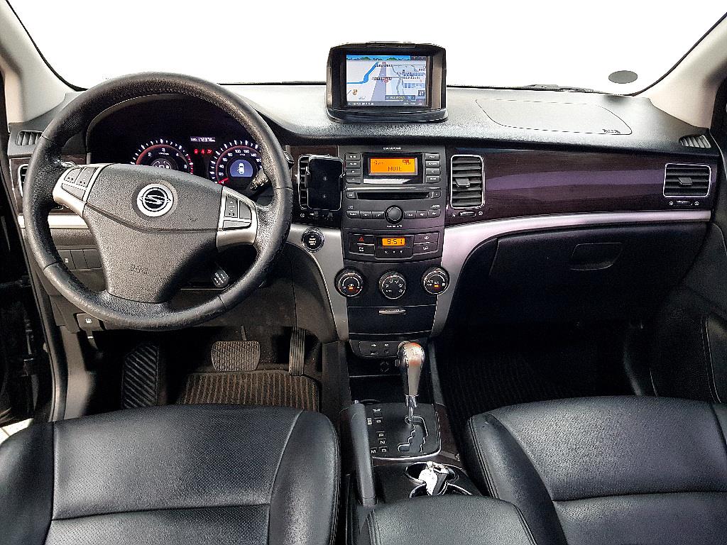 Ssangyong Korando - Vista 5