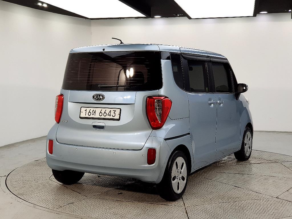 KIA Ray - Vista 4