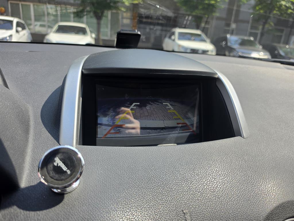 SAMSUNG QM5 - Vista 4