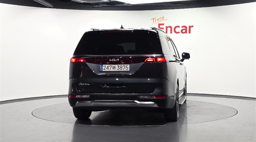 KIA Carnival - Vista 4