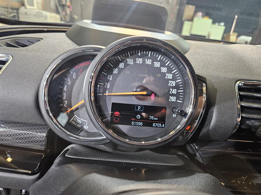 Mini Clubman - Vista 5
