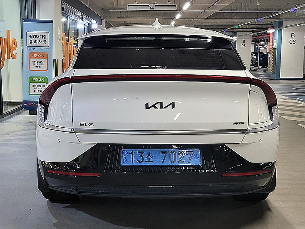 KIA EV6 - Vista 5