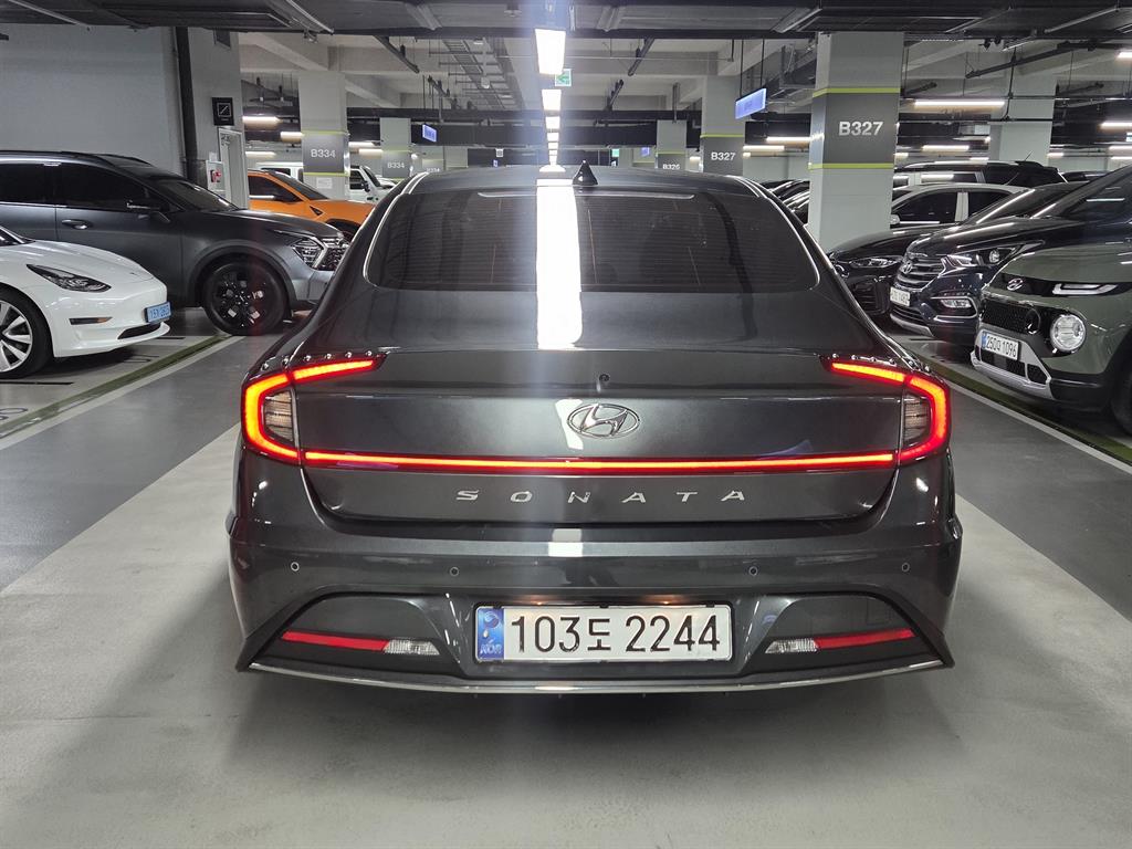HYUNDAI Sonata - Vista 5
