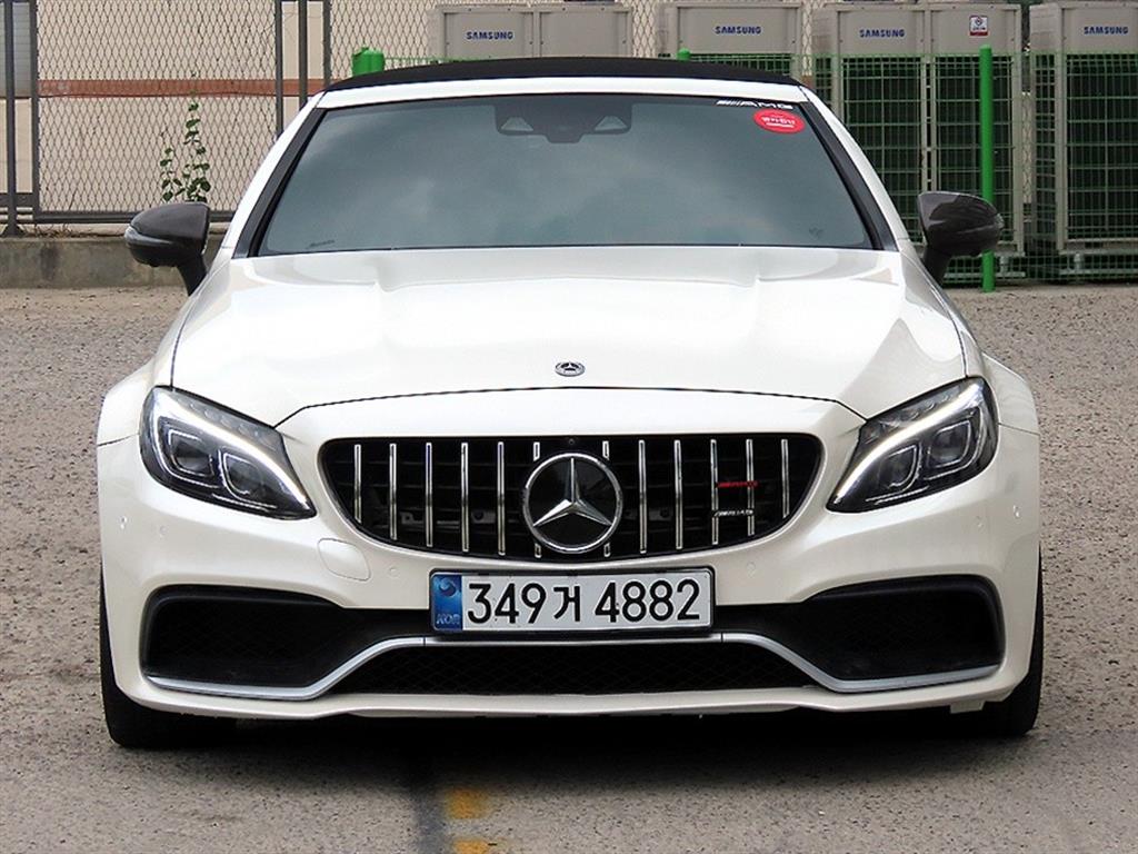 C클래스 W205 C63 AMG 카브레올레 2017년식