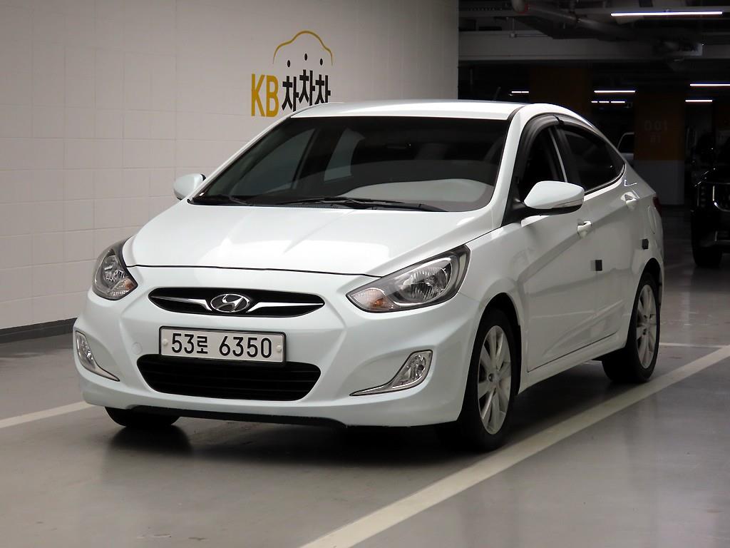 Hyundai Accent 1.6GDI Top