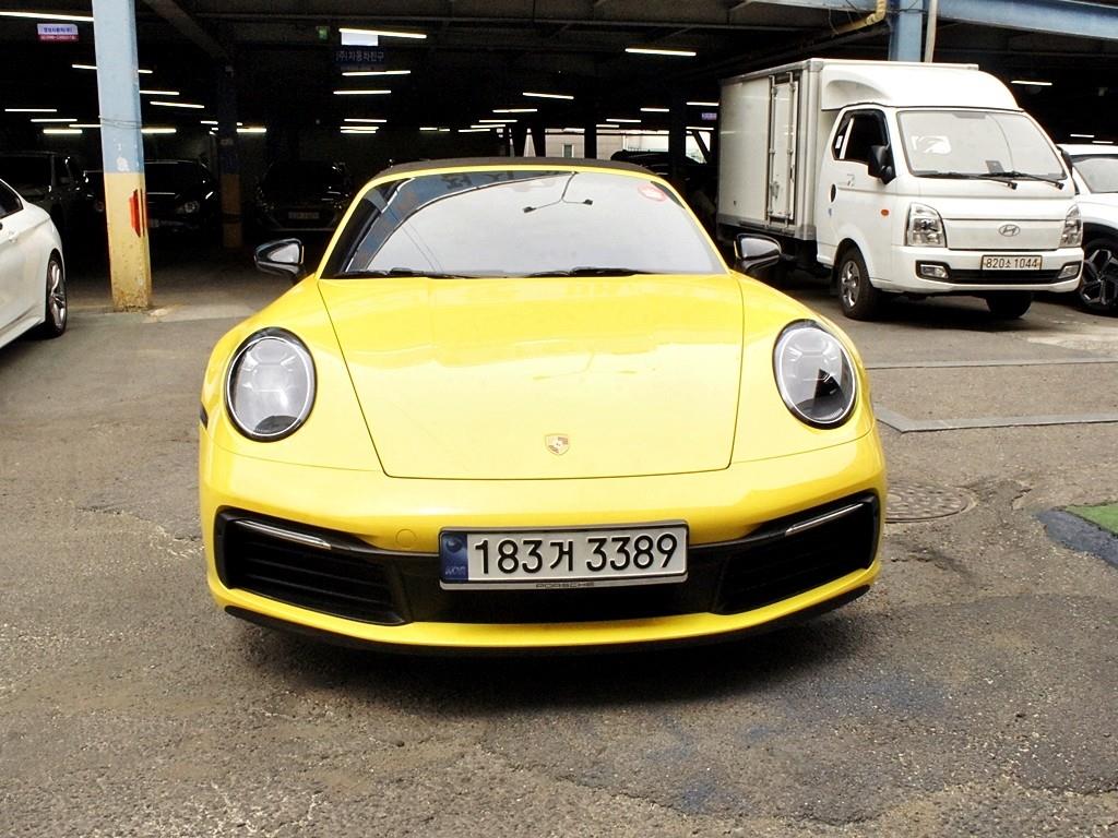 Porsche Carrera Cabriolet