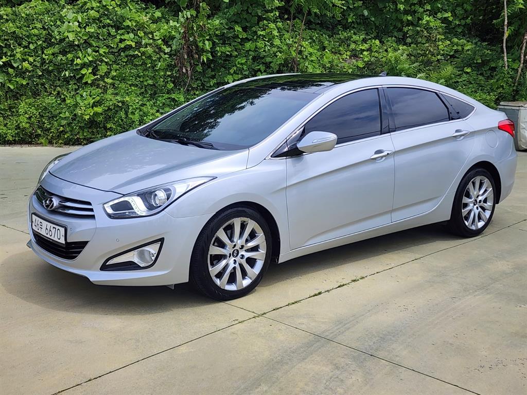 Hyundai i40 2.0 GDI D Spec 7