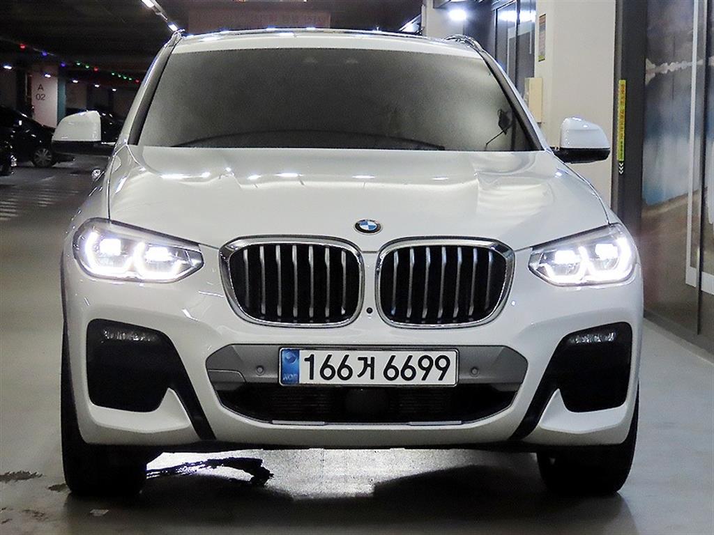 BMW X4 xDrive 20i M 스포츠 X 사진