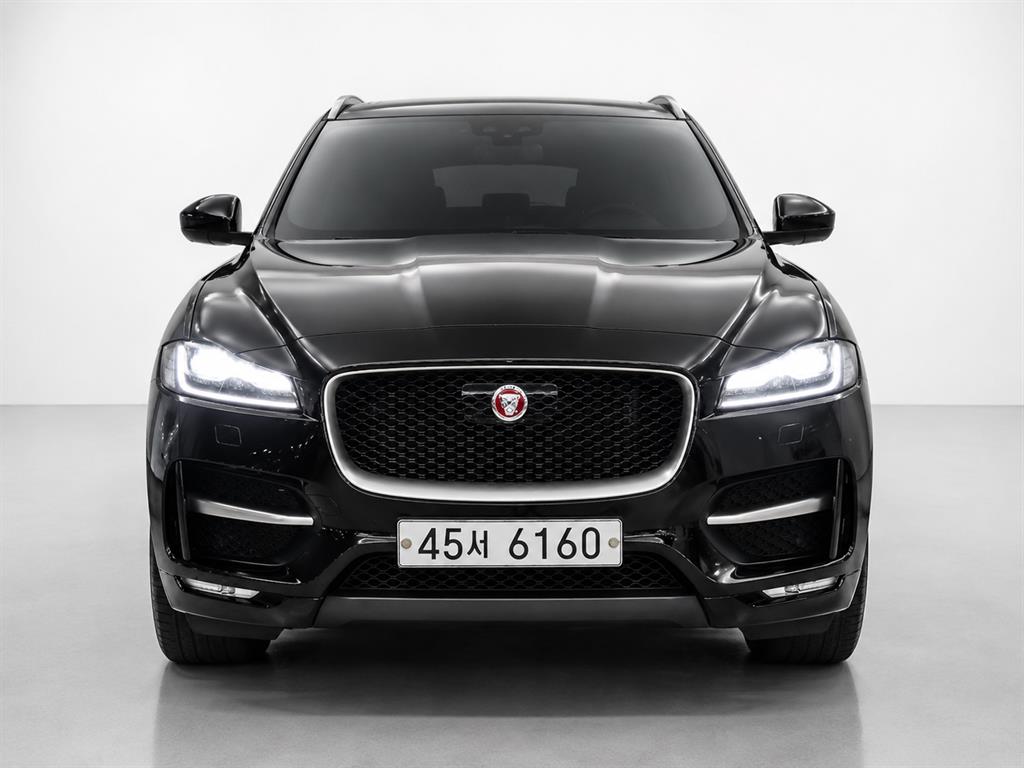 재규어 F-PACE 20d R-Sport 사진 2/20