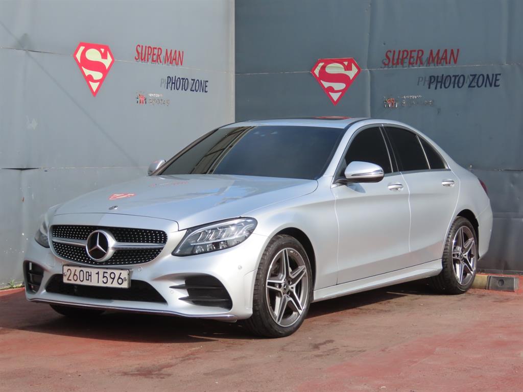 C클래스 W205 C200 AMG LINE 2021년식