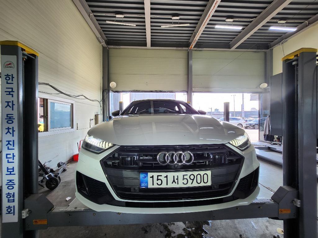 Audi A7 55 TFSI Quattro Premium