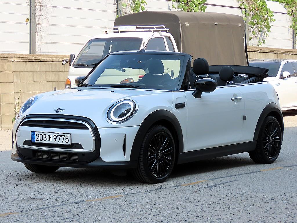 MINI 쿠퍼 컨버터블 1.5 쿠퍼 클래식 사진 2/20
