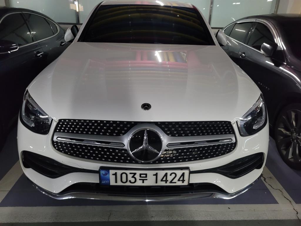 Mercedes-Benz GLC-Class GLC300 4MATIC Premium Coupe