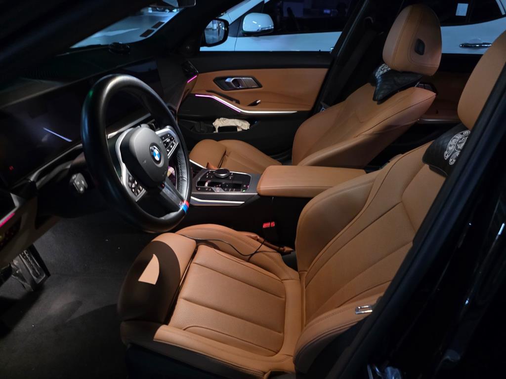 BMW 3 Series 320i M Sport 9