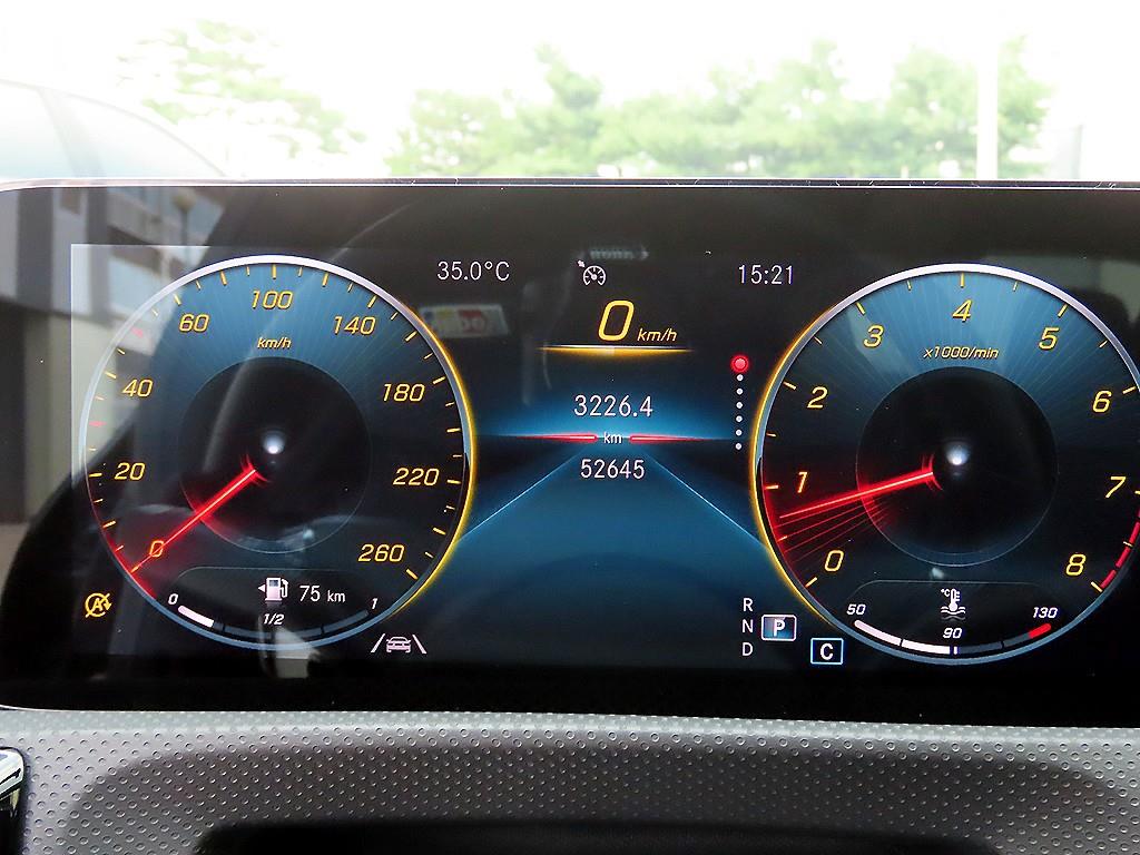Mercedes-Benz CLA-Class CLA250 4MATIC 10