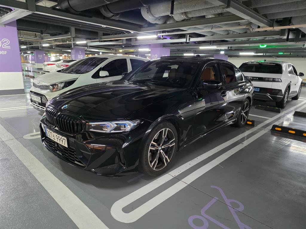 BMW 3 Series 320i M Sport 3